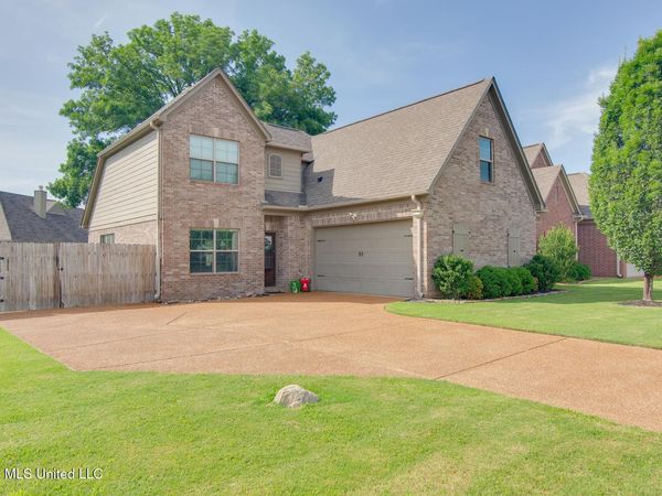 7270 Lauren Lane, Olive Branch, MS 38654