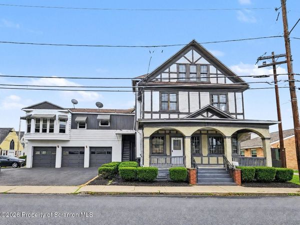211 Grant Street, Olyphant, PA 18447