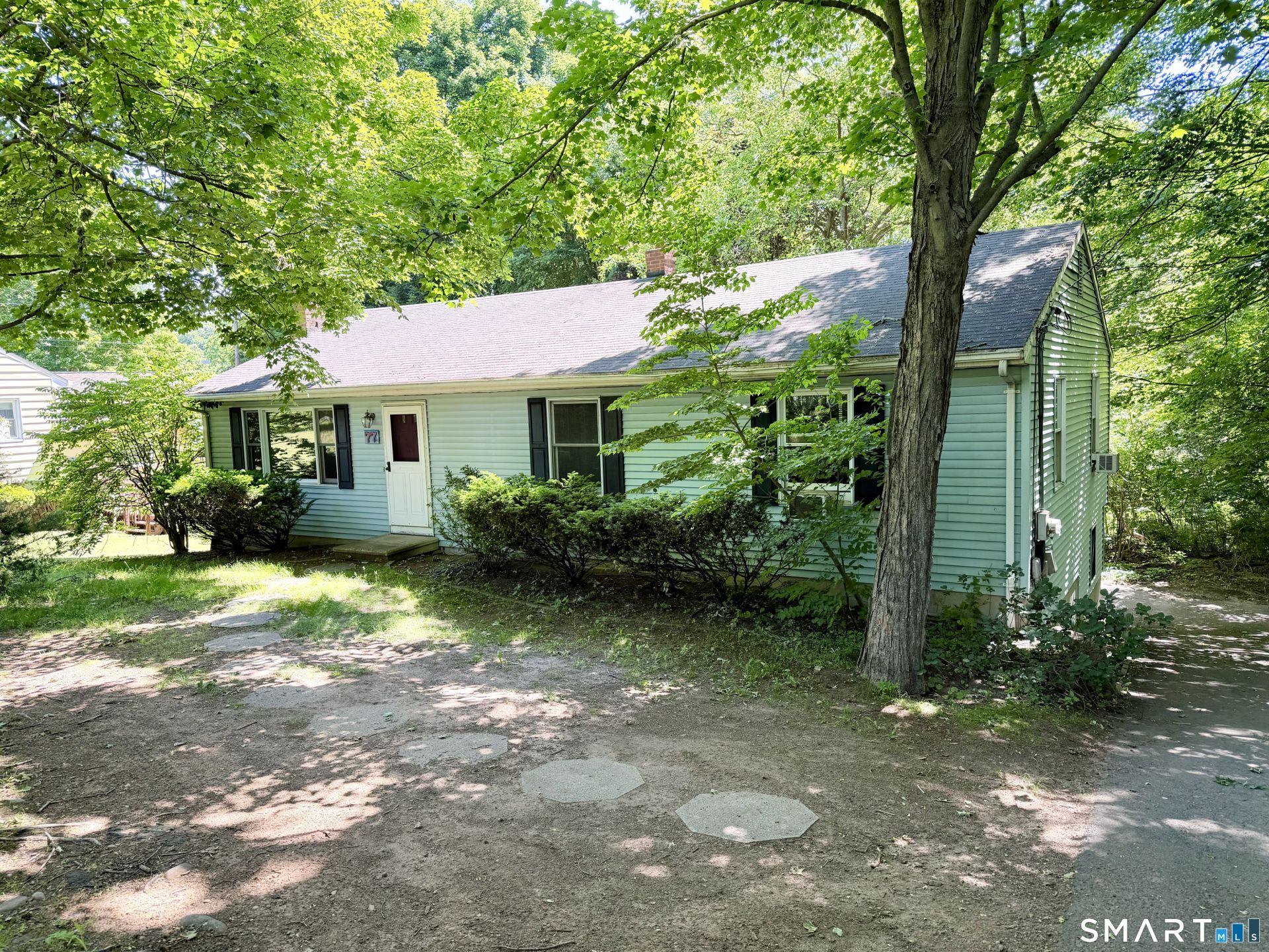 77 Evergreen, Hamden, CT 06518 Main Photo