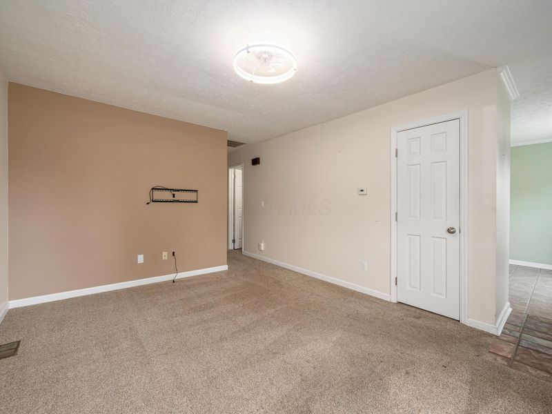 253 Washington Avenue , London, OH 43140 Photo 11
