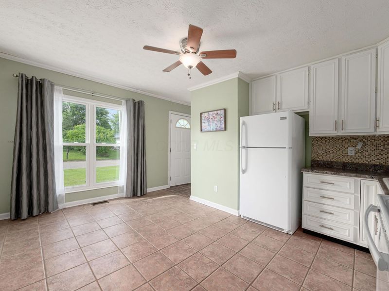253 Washington Avenue , London, OH 43140 Photo 6