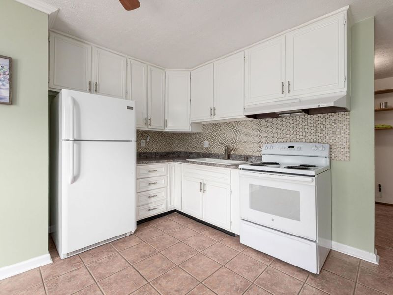 253 Washington Avenue , London, OH 43140 Photo 7