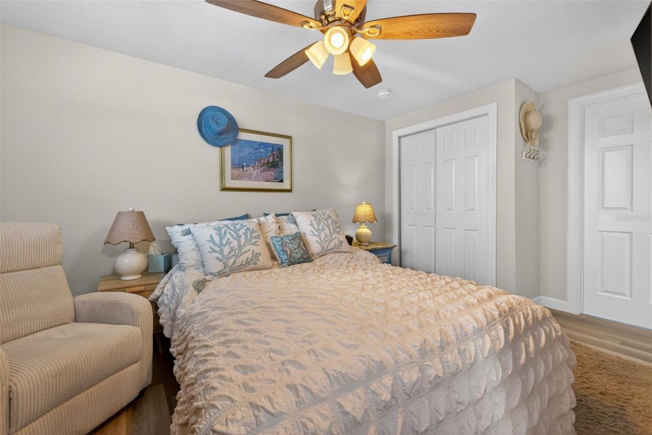 825 46th Street N, Unit B, Saint Petersburg, FL 33713 Photo