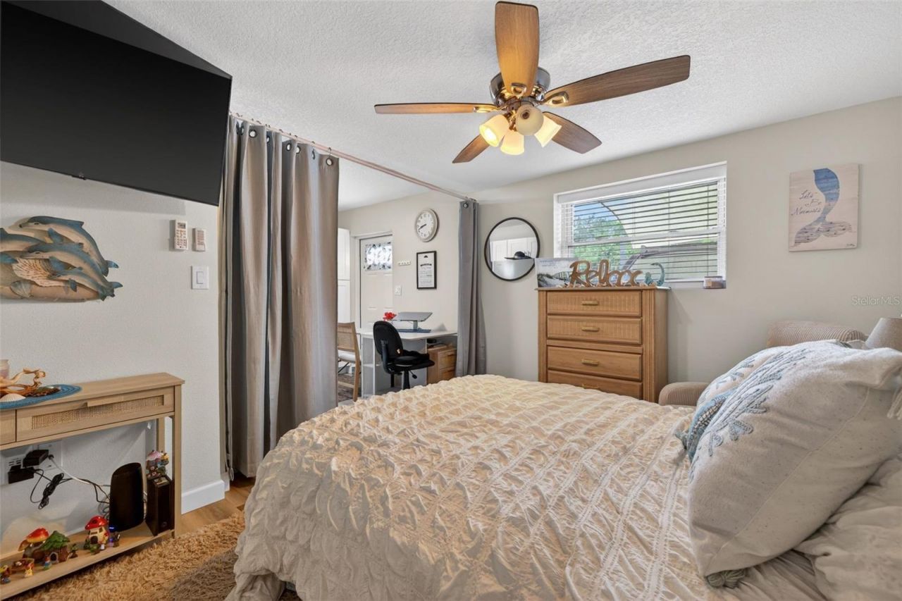 825 46th Street N, Unit B, Saint Petersburg, FL 33713 Photo