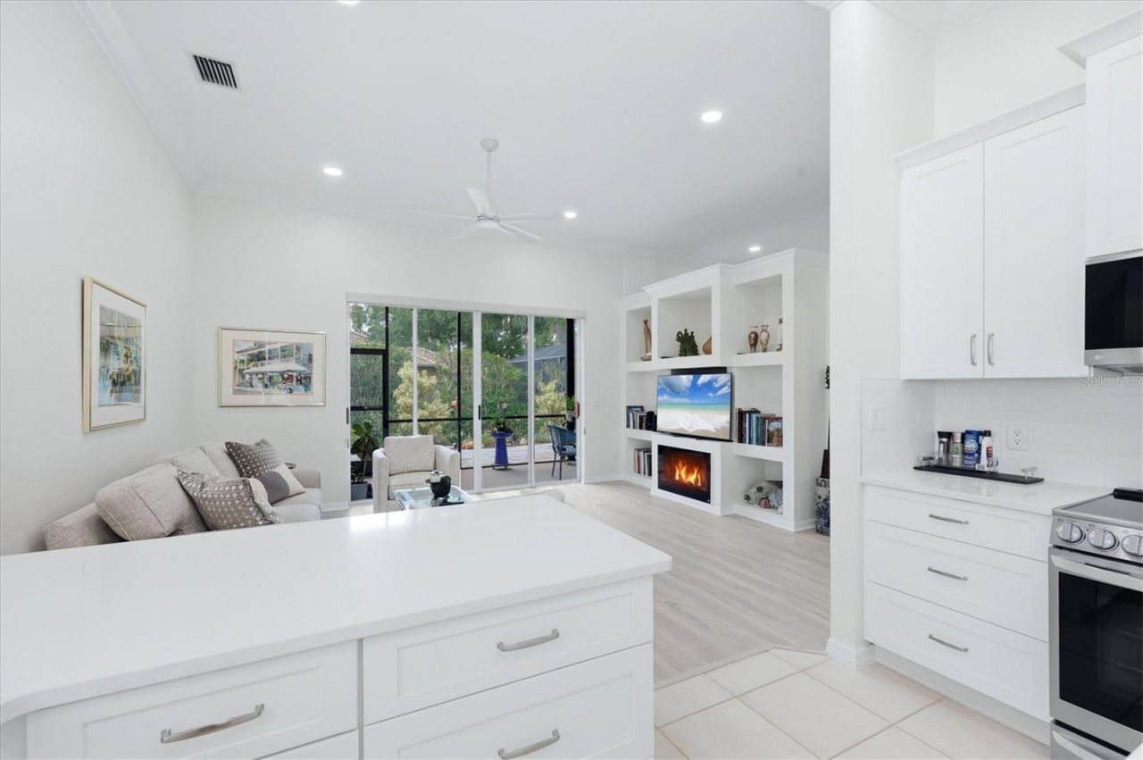 6828 Bay Hill Drive , Bradenton, FL 34202 Photo