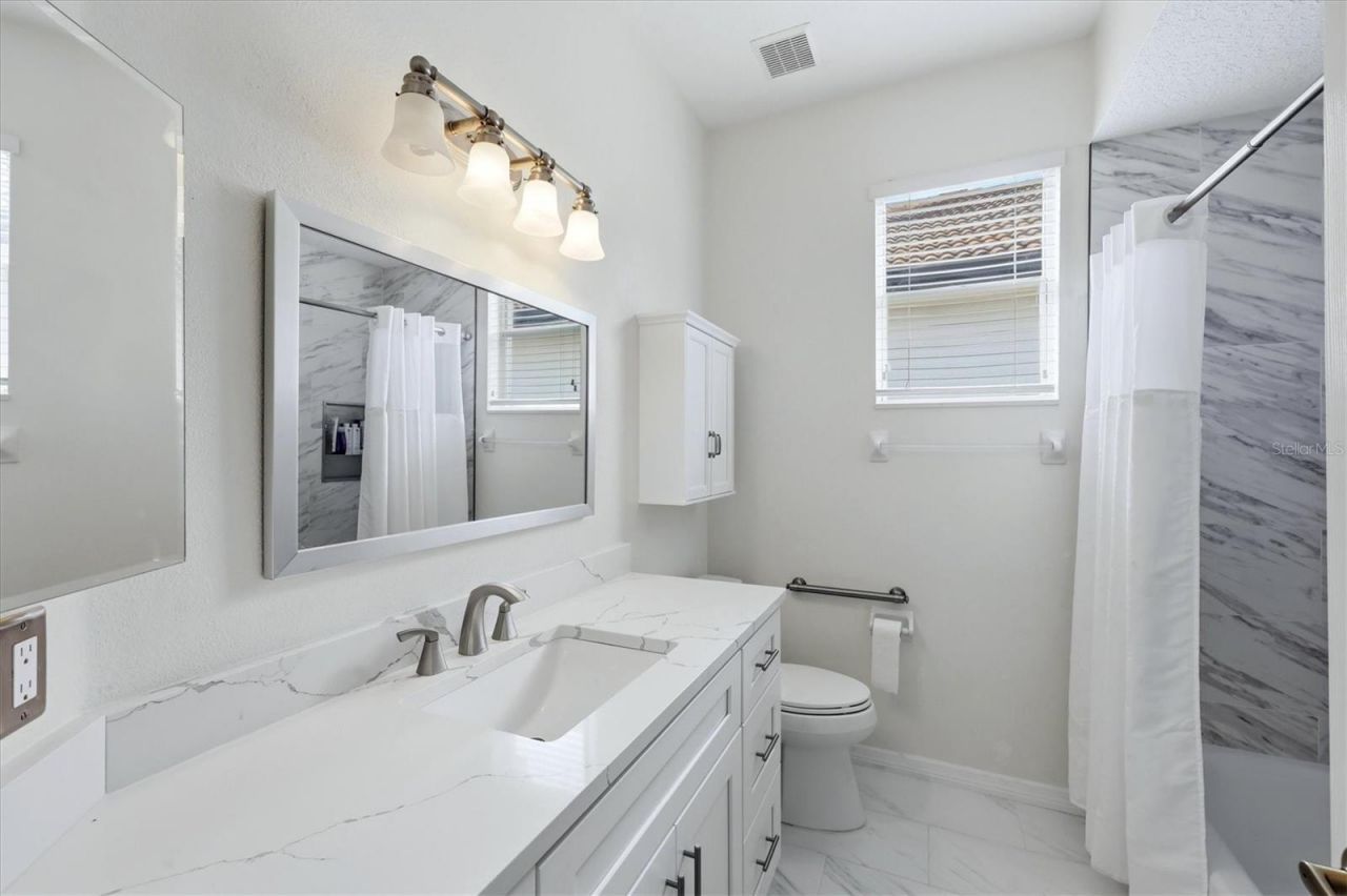 6828 Bay Hill Drive , Bradenton, FL 34202 Photo