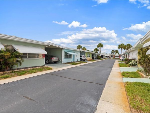 250 ROSERY ROAD NW, Unit 280, LARGO, FL 33770