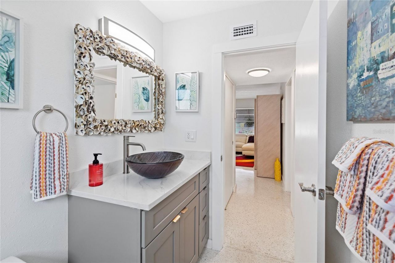 250 Rosery Road Nw, Unit 280, Largo, FL 33770 Photo