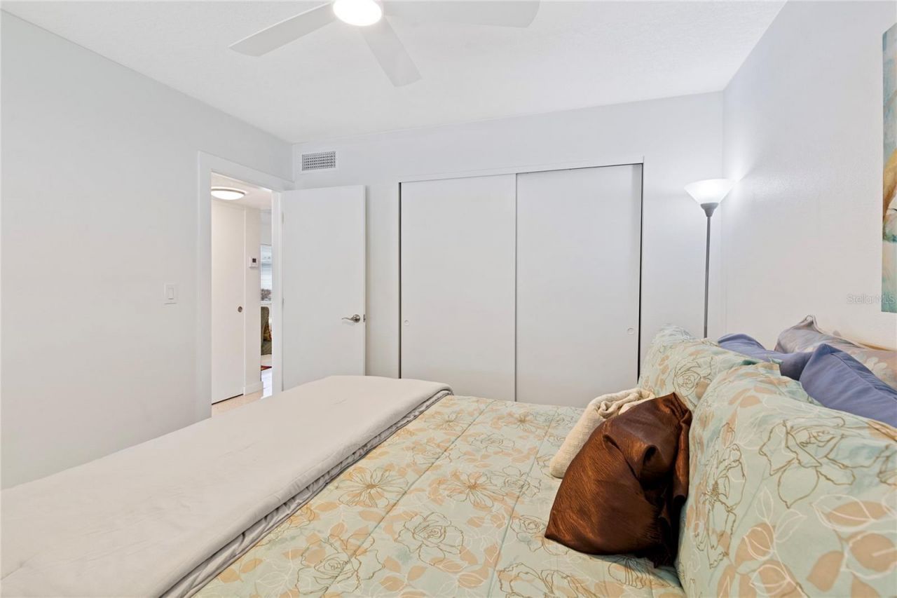 250 Rosery Road Nw, Unit 280, Largo, FL 33770 Photo