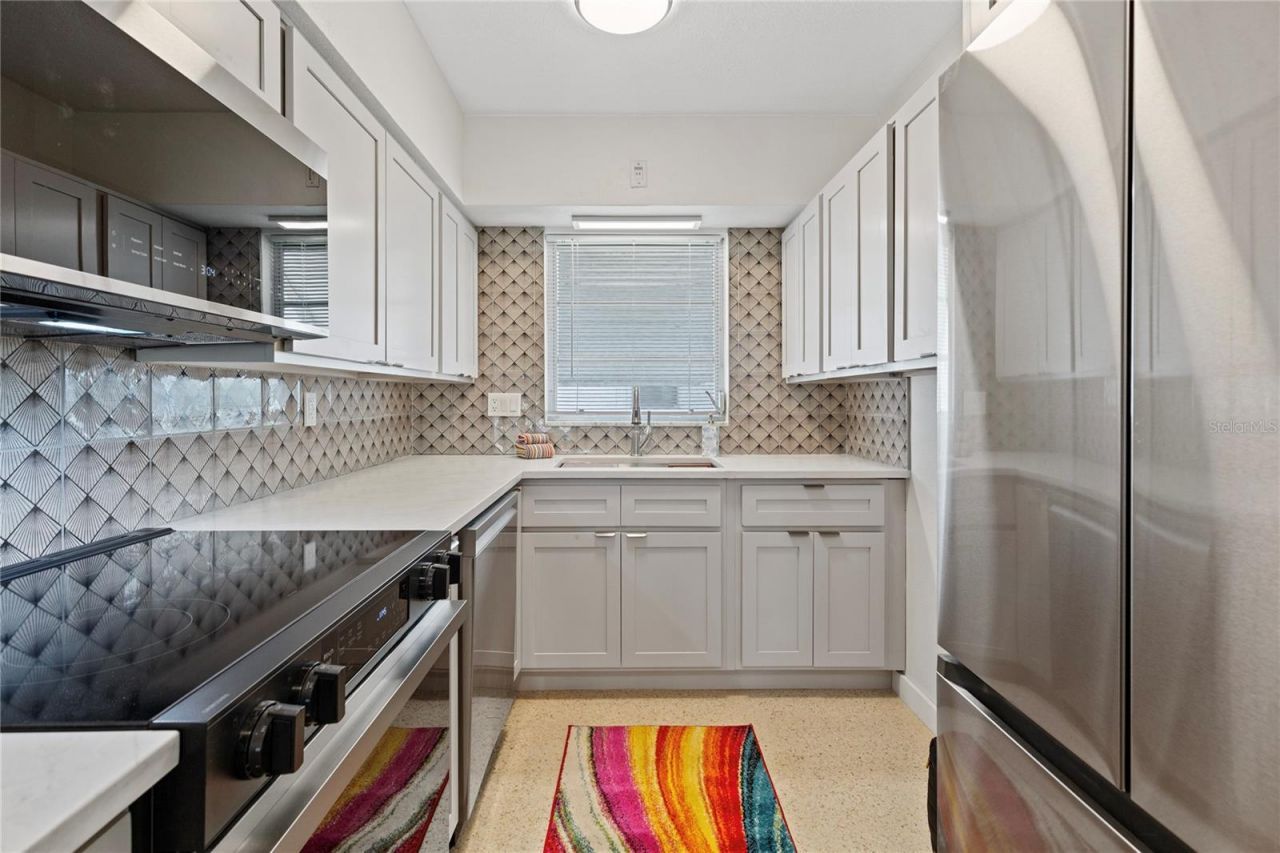 250 Rosery Road Nw, Unit 280, Largo, FL 33770 Photo
