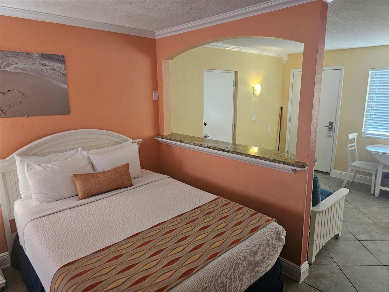 445 S Gulfview Boulevard, Unit 212, Clearwater Beach, FL 33767 Photo