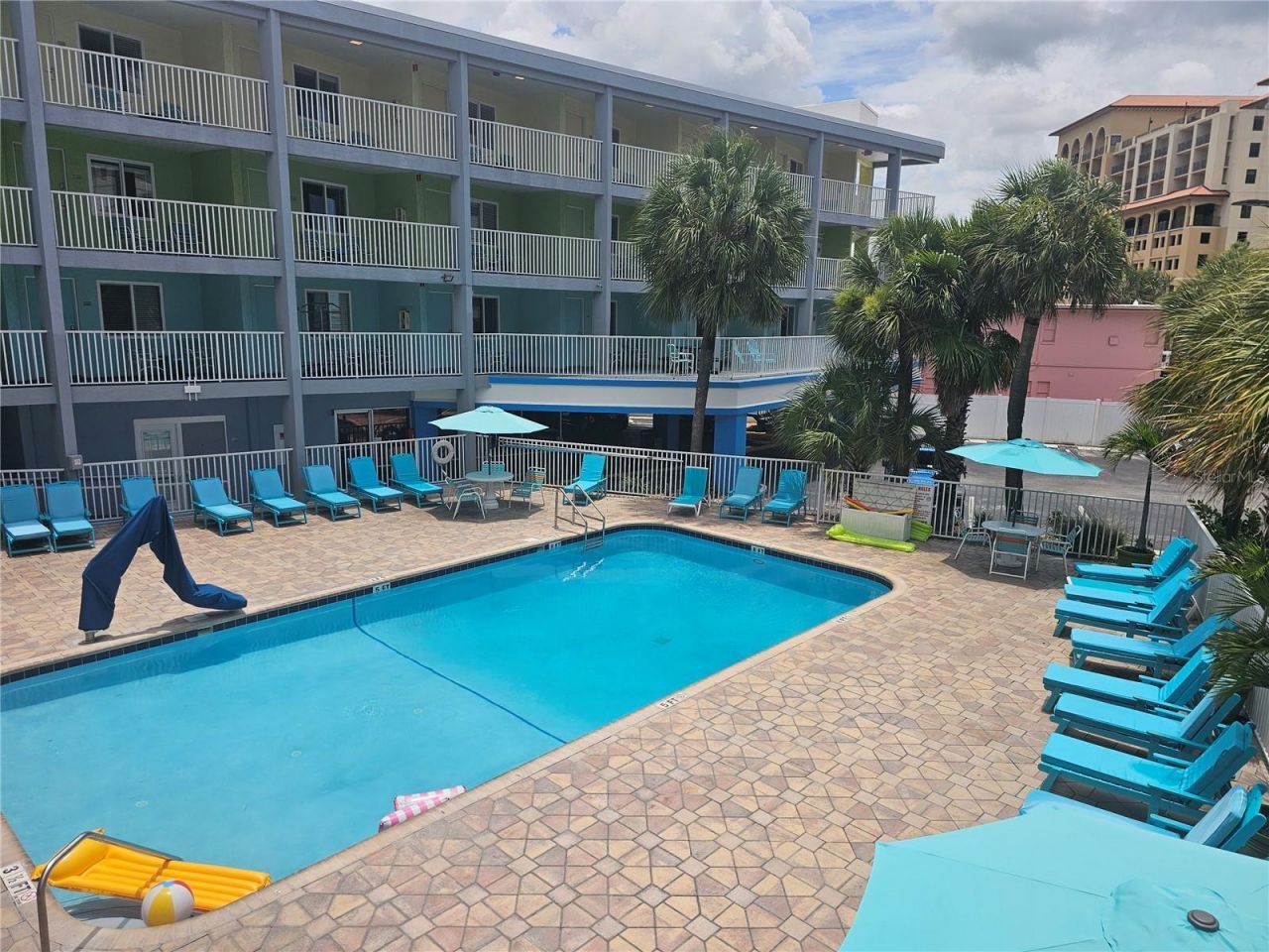 445 S Gulfview Boulevard, Unit 212, Clearwater Beach, FL 33767 Photo
