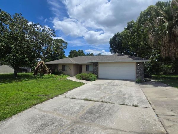 35208 DOLPHIN LAKE DRIVE , ZEPHYRHILLS, FL 33541