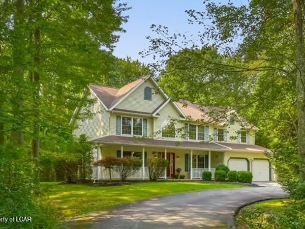 80 Hillbrook Drive, Bear Creek Village, PA 18702