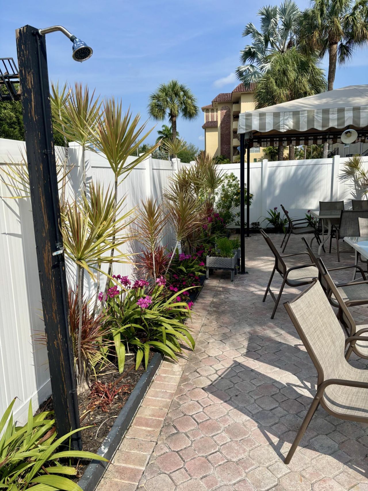 4040 Crystal Lake Drive, Unit 101, Pompano Beach, FL 33064 Photo