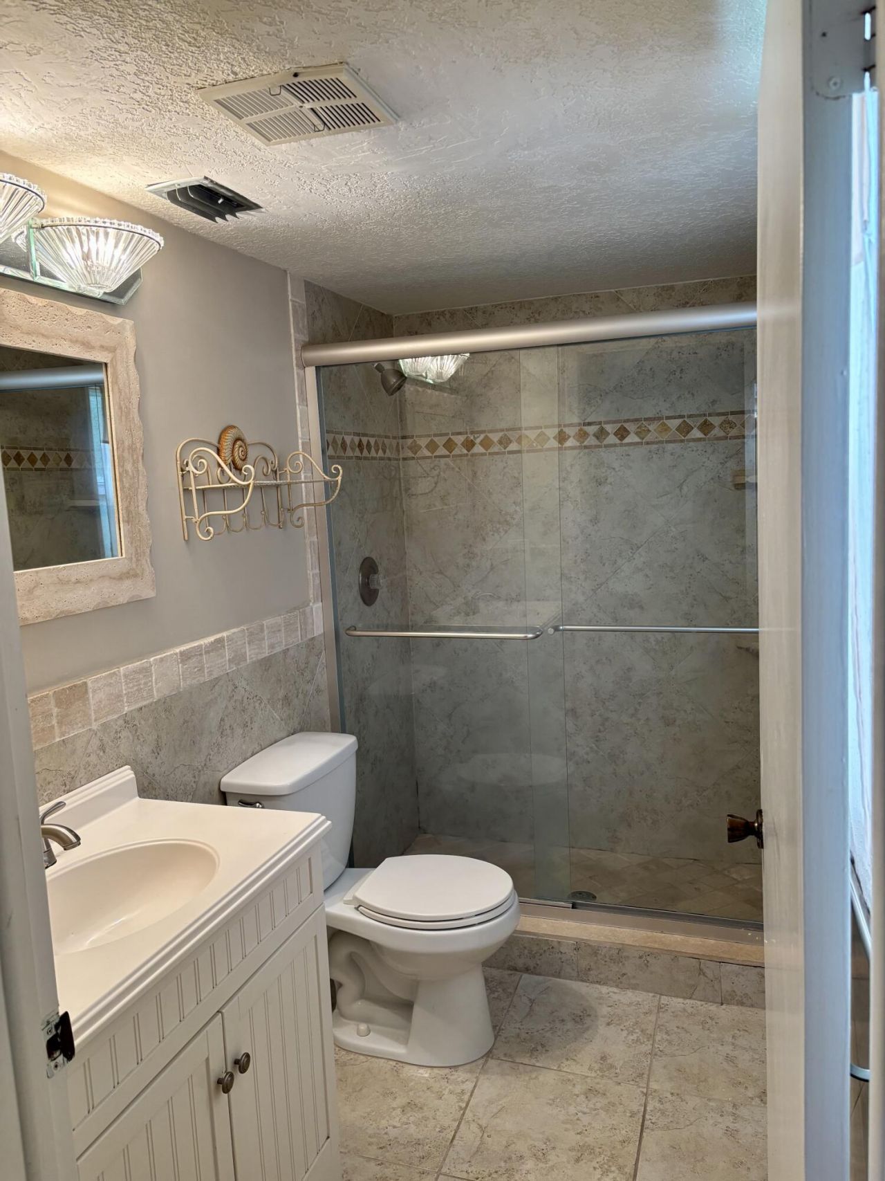 4040 Crystal Lake Drive, Unit 101, Pompano Beach, FL 33064 Photo