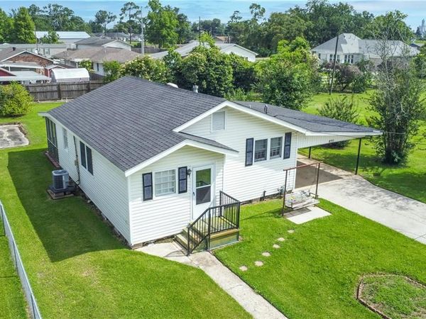 146 OAK Street, Hahnville, LA 70057