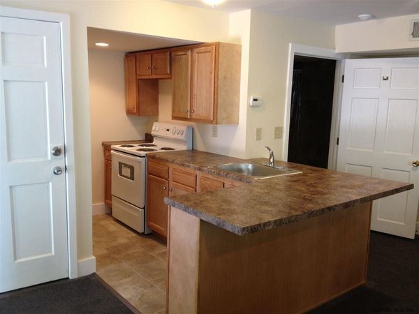 109 Philip Street, Unit #26, Albany, NY 12202