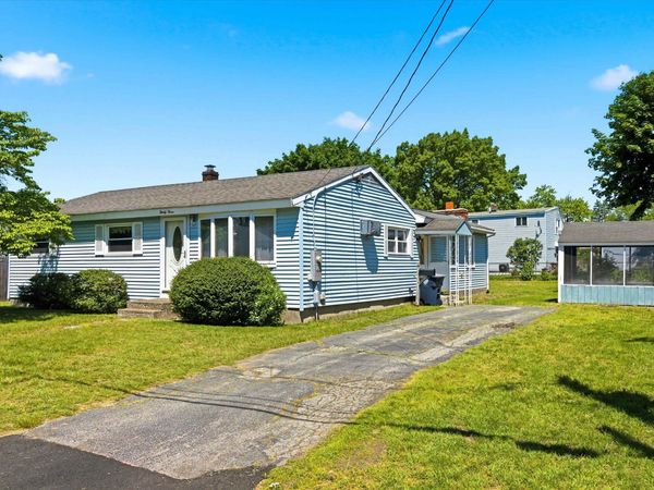 33 Ross Street, Nashua, NH 03060