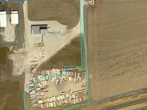 1650 220th Street , Manchester, IA 52057