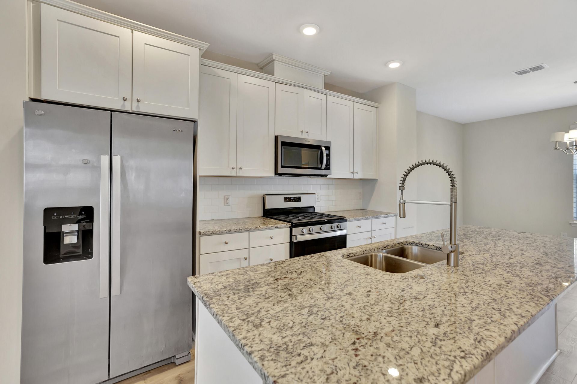 306 Pathfinder Way Photo 10