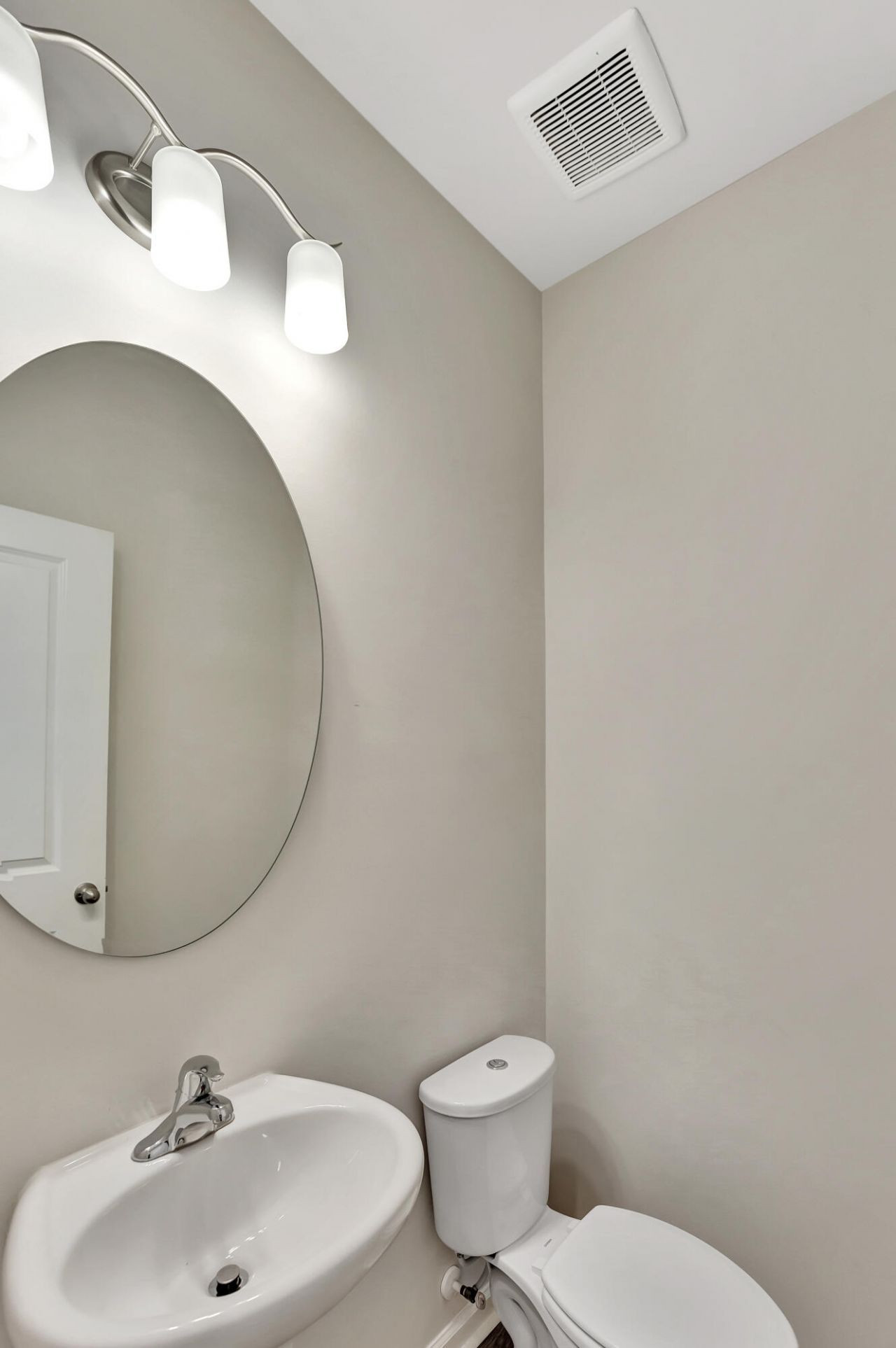 306 Pathfinder Way Photo 15