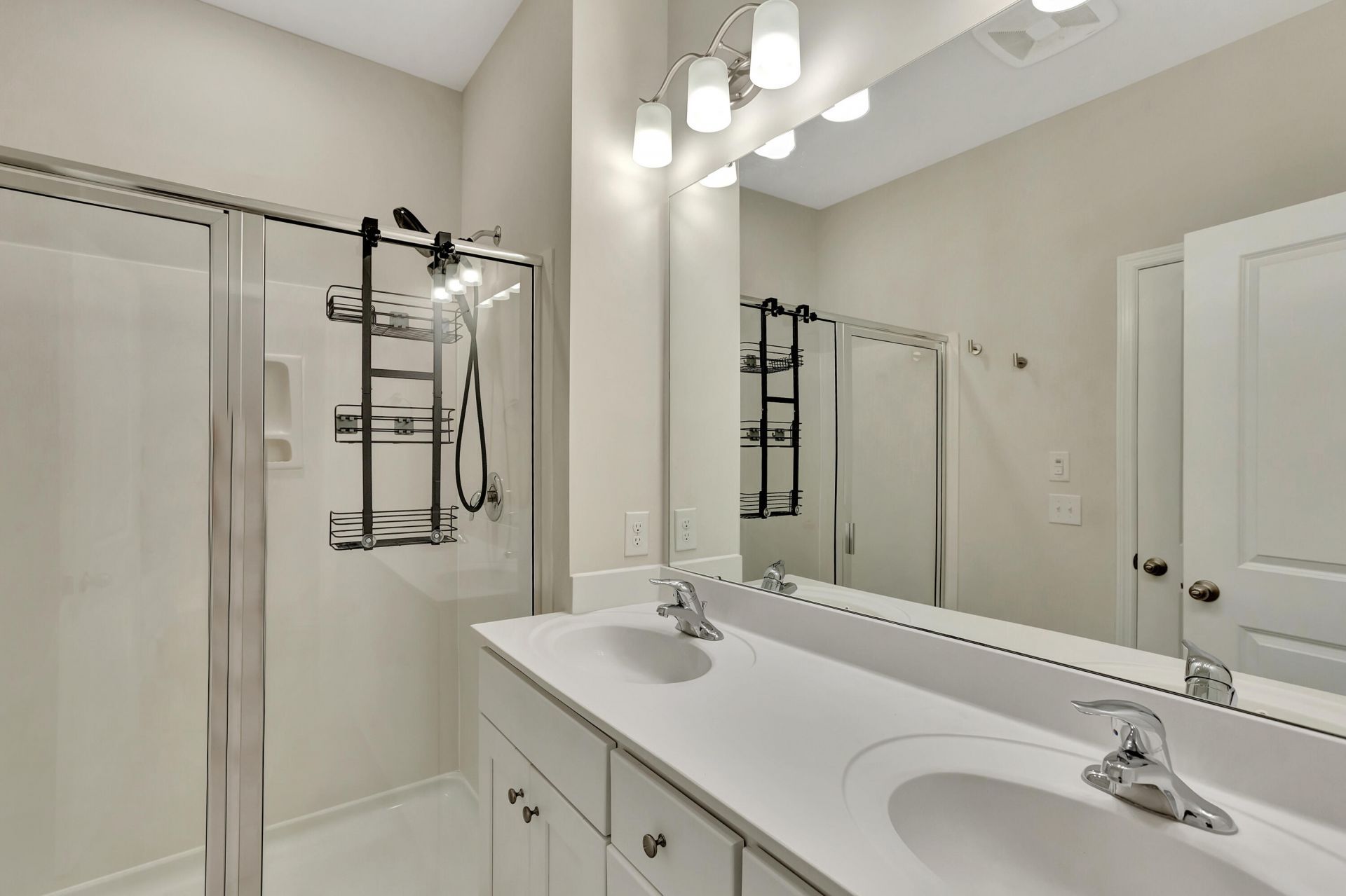 306 Pathfinder Way Photo 18