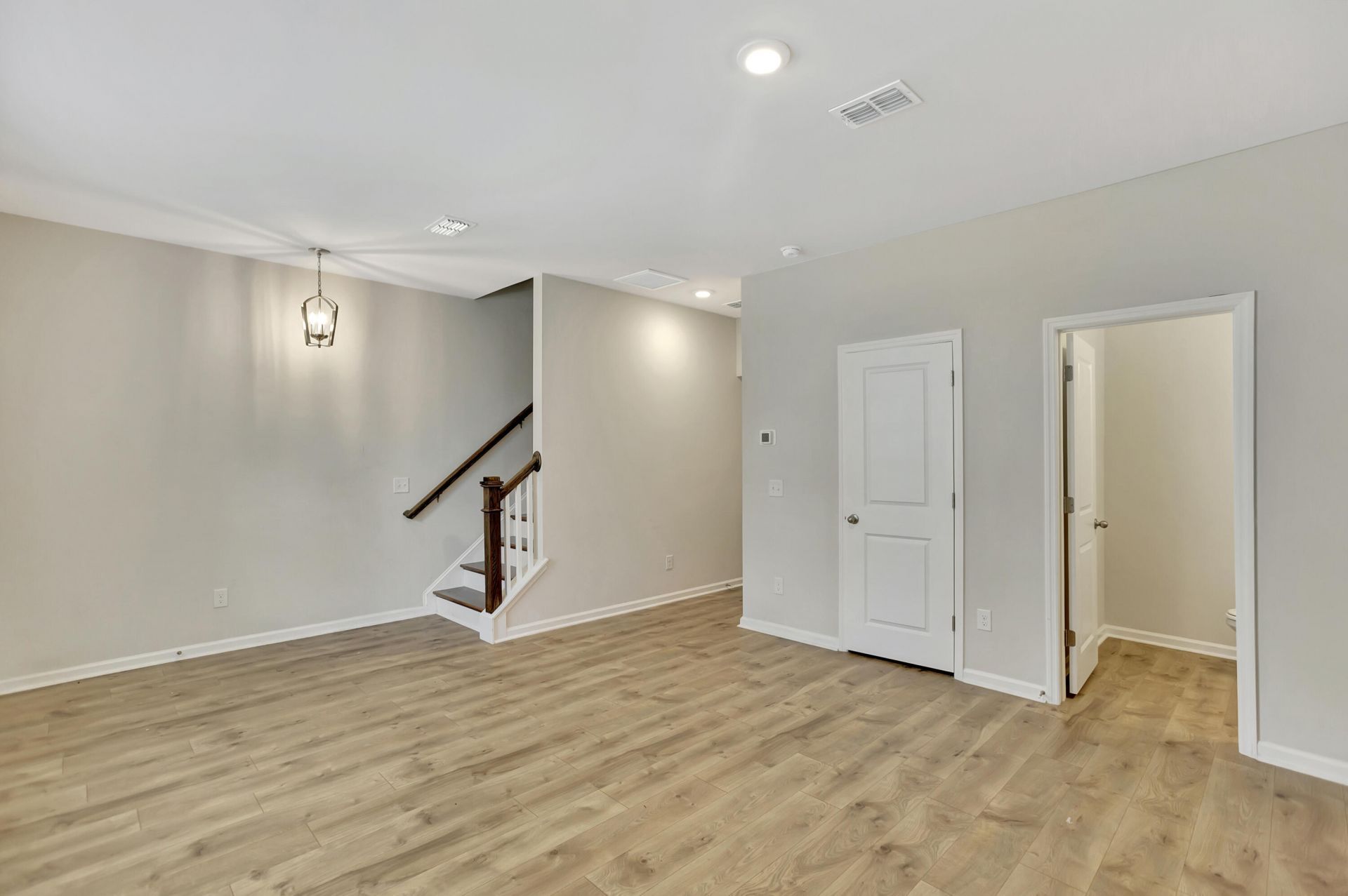 306 Pathfinder Way Photo 24