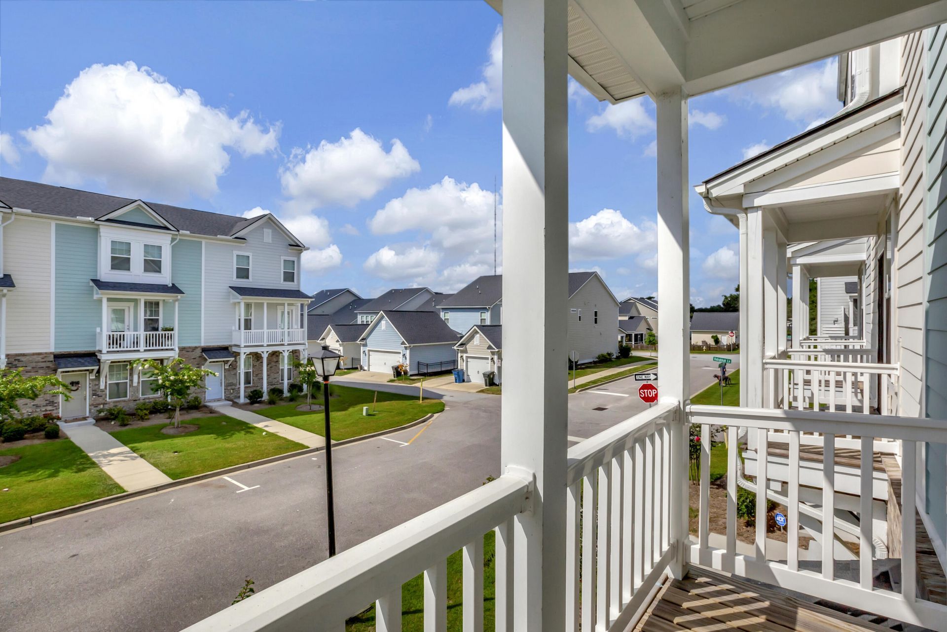 306 Pathfinder Way Photo 4