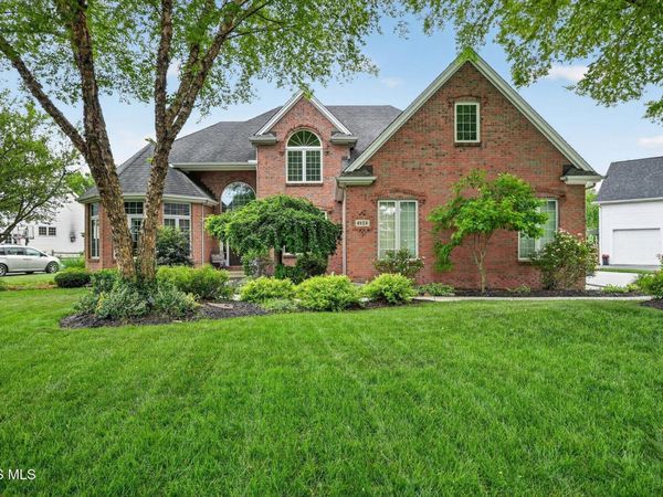 6125 E Cobblestones Lane, Sylvania, OH 43560