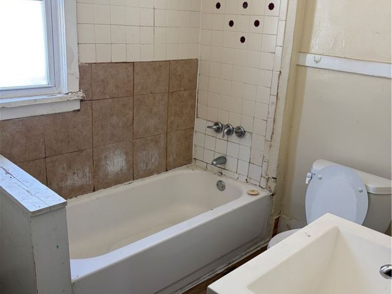 11905 Shadeland Avenue , Cleveland, OH 44108 Photo 12