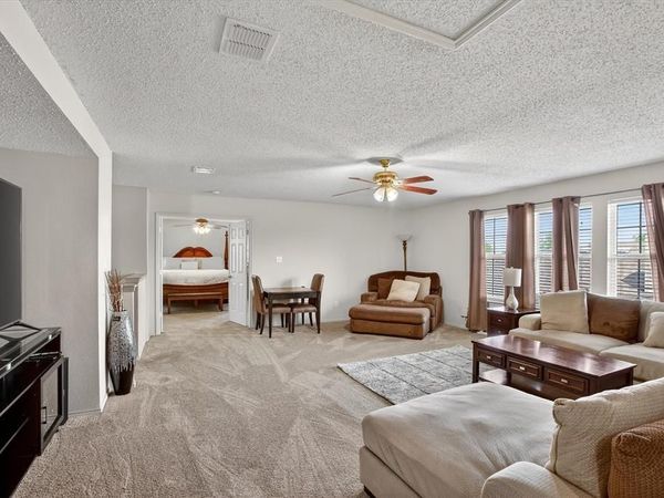 1632 Lionheart Drive, Little Elm, TX 75036