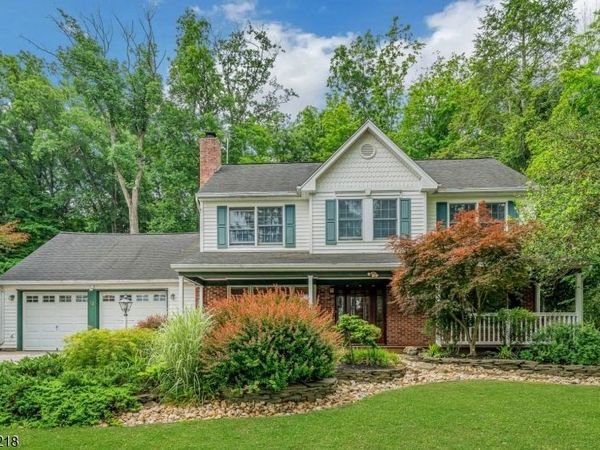 72 Mountain Ave, Warren, NJ 07059