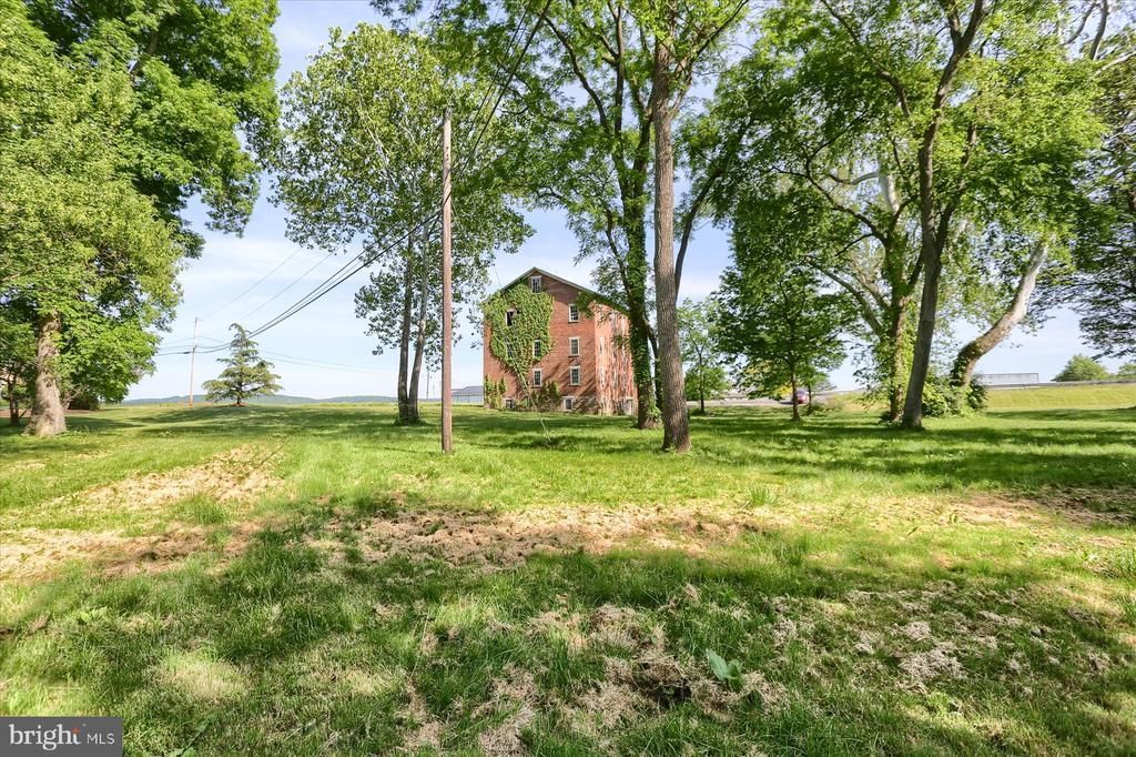 1209 Mill Road , Selinsgrove, PA 17870 Main Photo