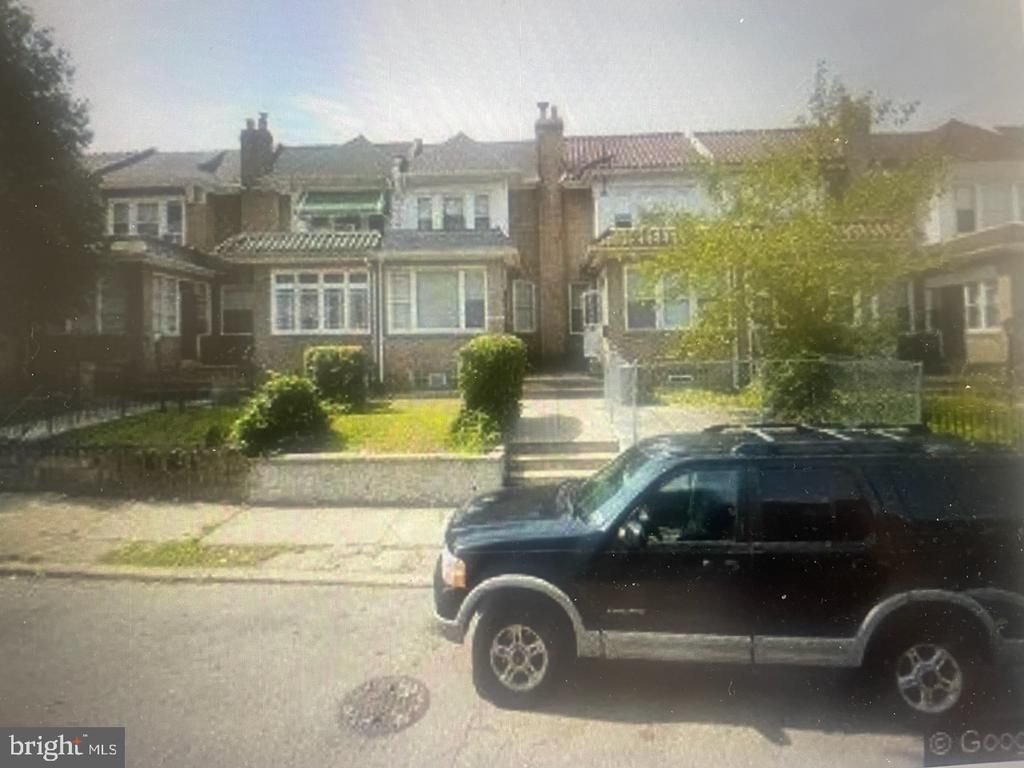 1608 W Nedro Avenue, Philadelphia, PA 19141 Main Photo