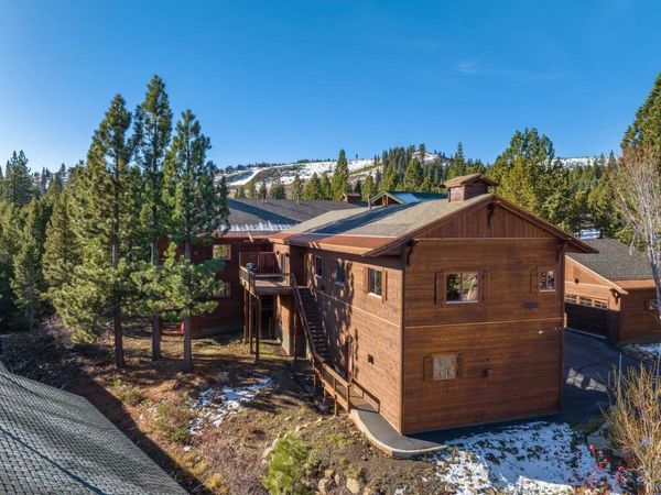 16725 Skislope Way, Unit #5, Truckee, CA 96161