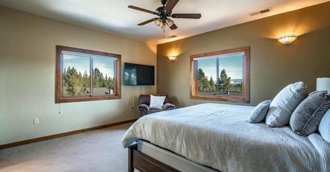 16725 Skislope Way, Unit #5, Truckee, CA 96161 Photo