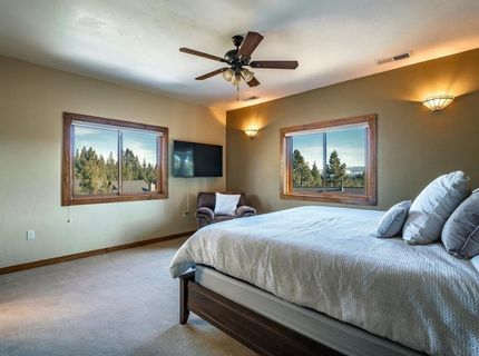 16725 Skislope Way, Unit #5, Truckee, CA 96161 Photo