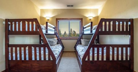 16725 Skislope Way, Unit #5, Truckee, CA 96161 Photo