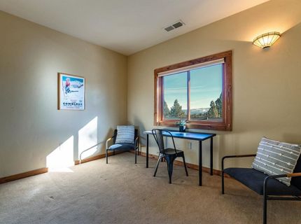 16725 Skislope Way, Unit #5, Truckee, CA 96161 Photo