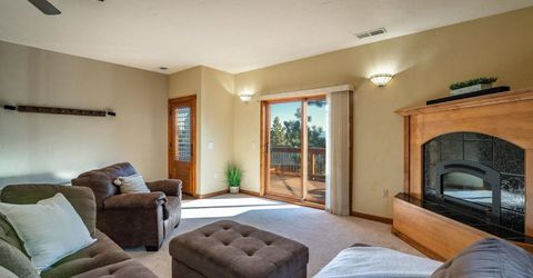 16725 Skislope Way, Unit #5, Truckee, CA 96161 Photo