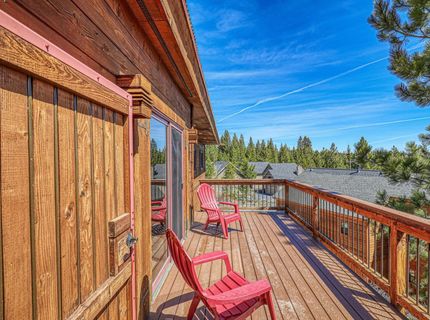 16725 Skislope Way, Unit #5, Truckee, CA 96161 Photo