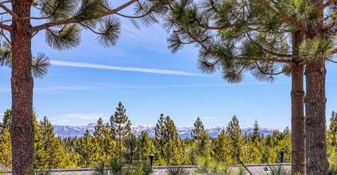 16725 Skislope Way, Unit #5, Truckee, CA 96161 Photo