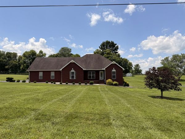 104 Redbud Dr , Shelbyville, TN 37160