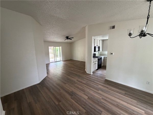 11981 Kenwood, Fontana, CA 92337