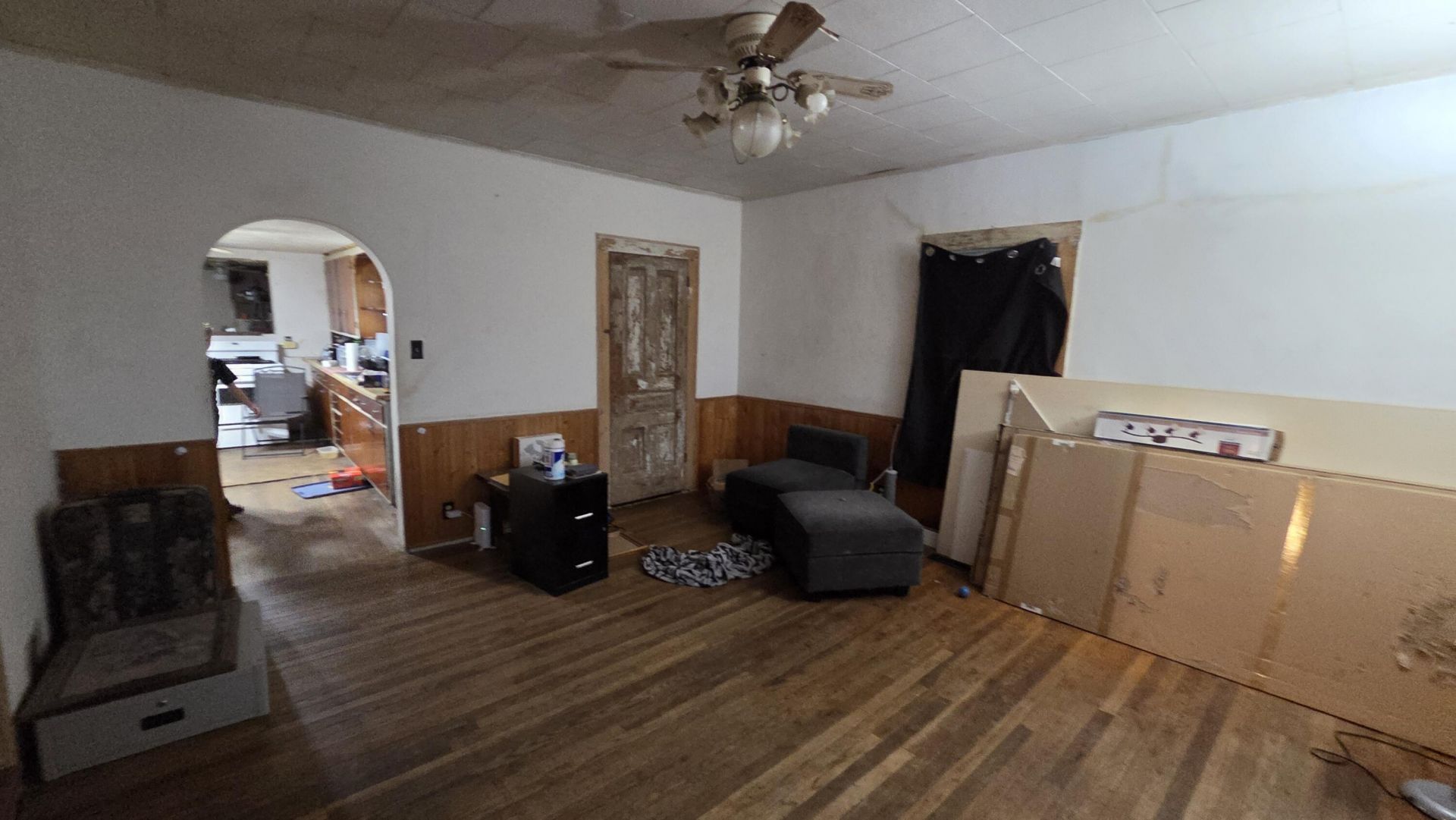 5384 Holmes Highway, Eaton Rapids, MI 48827 Main Photo