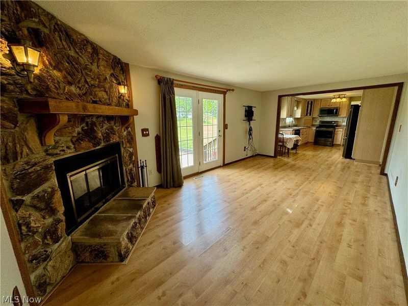 975 Deepwood Drive, Macedonia, OH 44056 Photo 9
