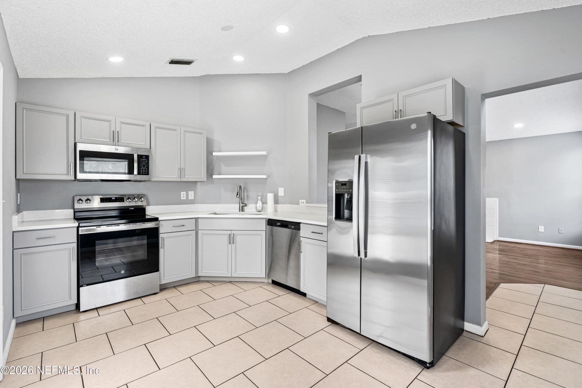 92 W 13th Street, Atlantic Beach, FL 32233 Photo