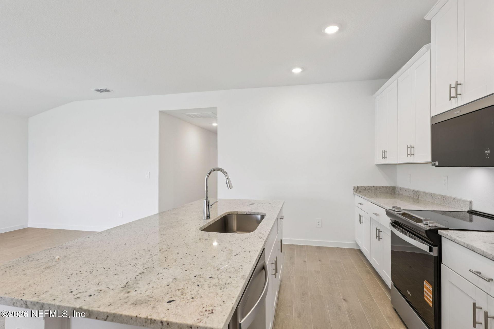 7365 Everett Forest Drive, Jacksonville, FL 32218 Photo