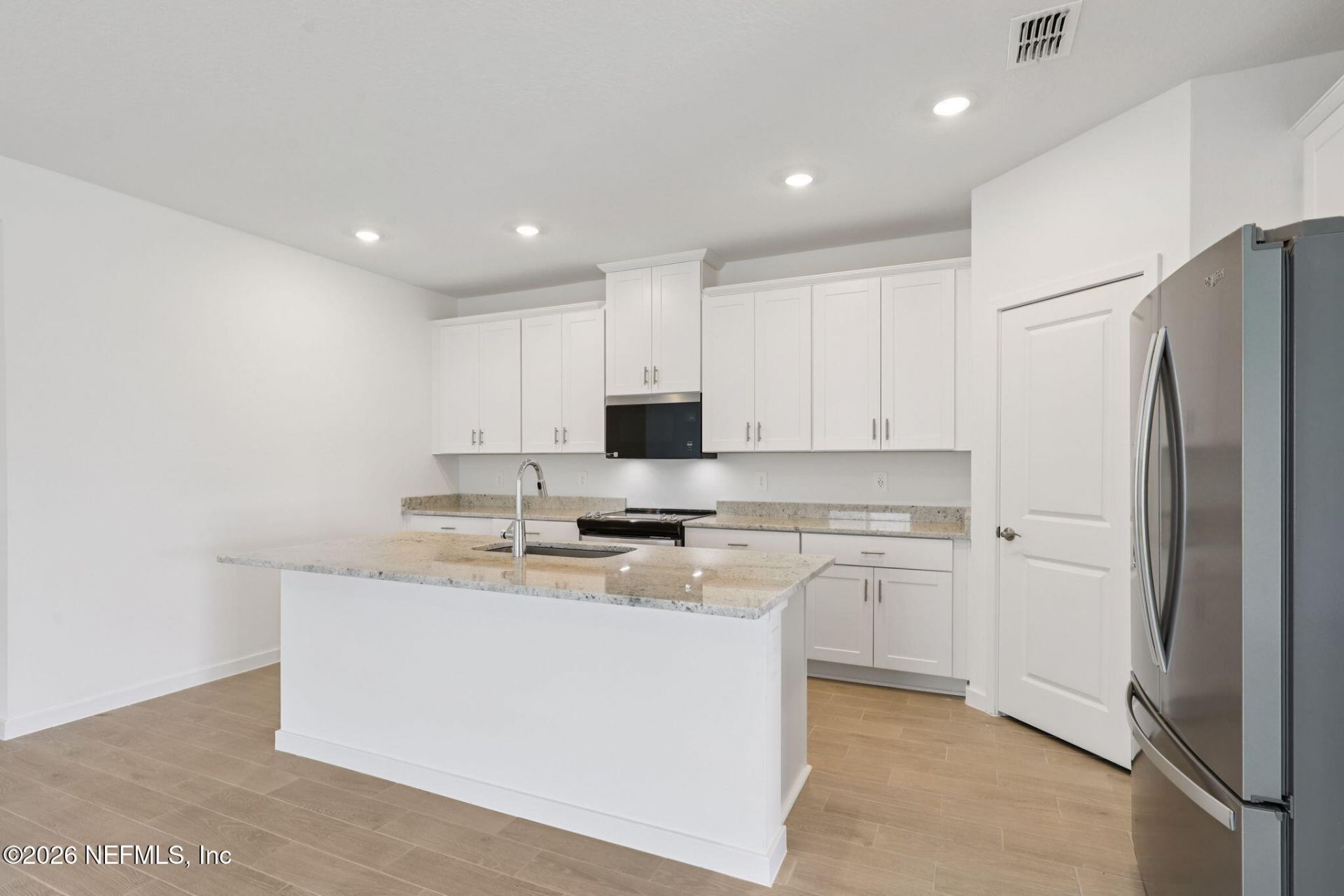 7365 Everett Forest Drive, Jacksonville, FL 32218 Photo